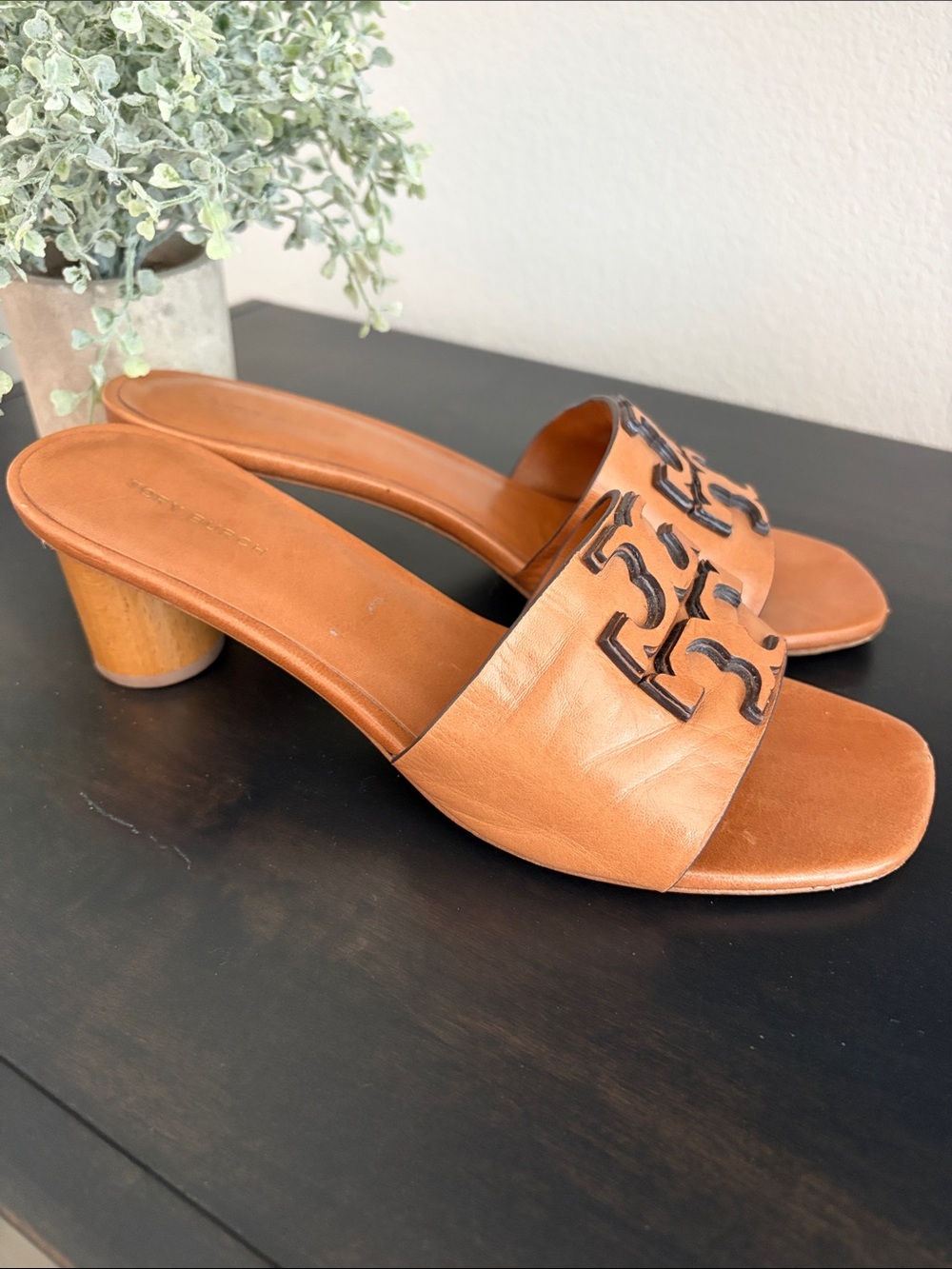 Tory Burch Ines Heeled  Mule Cognac Leather Logo - Picture 3 of 15